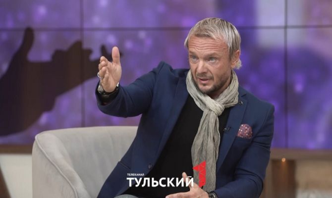 Как говорить так, чтобы тебя слушали: мастер-класс от спикера Александра Волкова