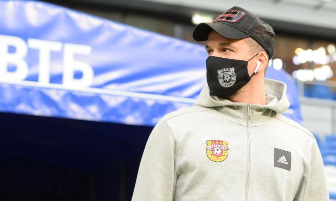 В Москве стартует матч "Динамо" - "Арсенал"