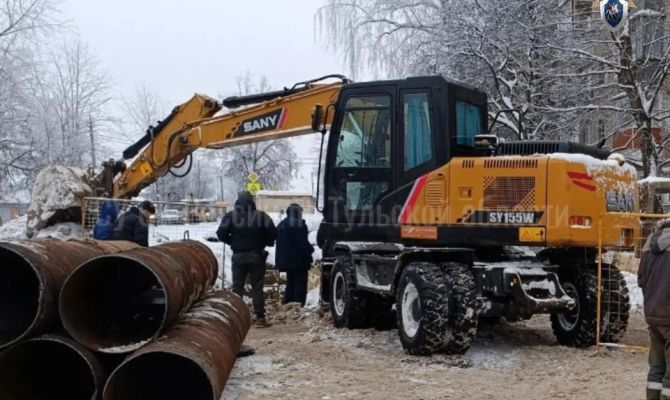 В Туле ковш экскаватора насмерть раздавил рабочего