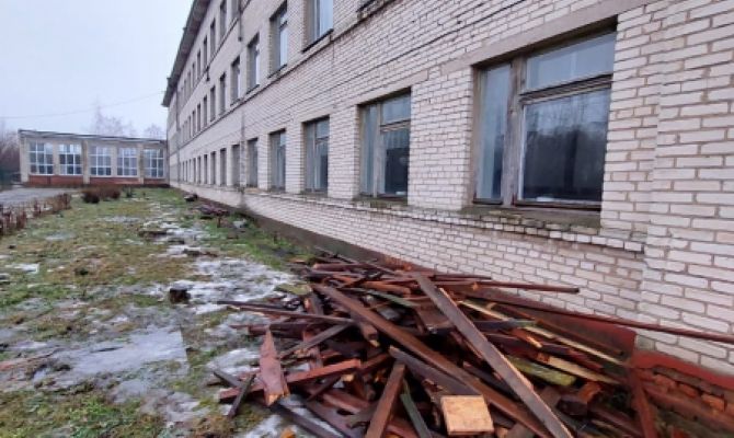 В Богородицком районе при ремонте школы погиб 30-летний мужчина