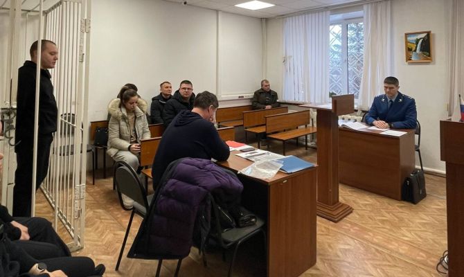 В Тульской области экс-полицейского осудили за продажу ритуальщикам данных умерших