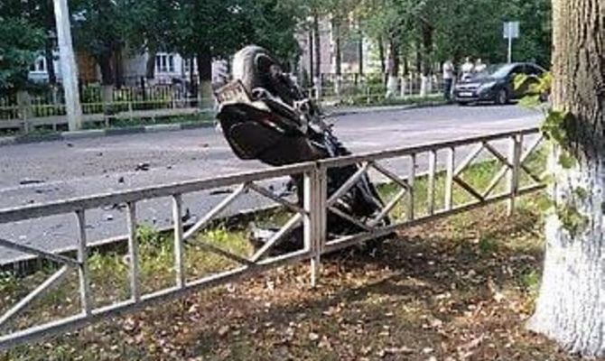 В Новомосковске в ДТП с мотоциклом погиб мужчина: пьяному водителю вынесли приговор