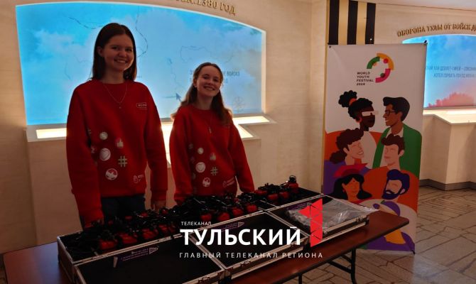 Для иностранных гостей Урока мужества "МЫ РОССИЯ" организовали синхронный перевод