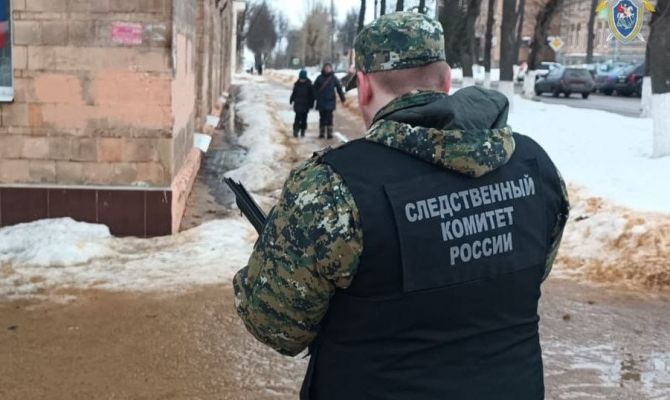 В г. Щекино директора УК обвиняют в падении наледи на женщину