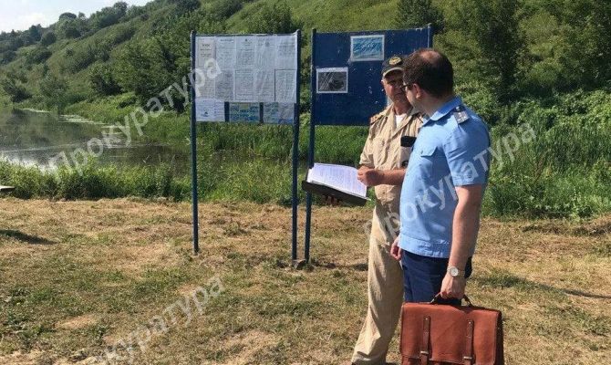 На пляже в Одоевском районе нашли нарушения правил безопасности