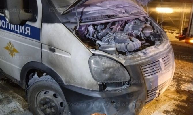 В Туле устанавливают обстоятельства возгорания полицейской машины