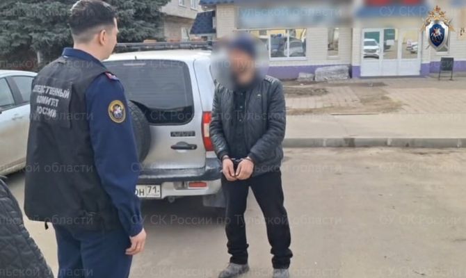 Начал душить и ударил по голове: азербайджанца будут судить за нападение на продавцов