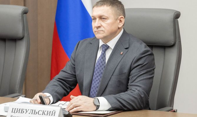 Правительство Тульской области держит уборку дорог от снега на контроле