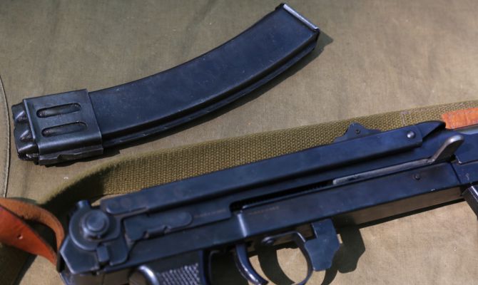 Сотрудники ФСБ "накрыли" в Тульской области подпольных оружейников