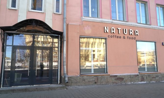 Руководство тульского кафе "NATURA" опровергло информацию о заболевании посетителей сальмонеллезом