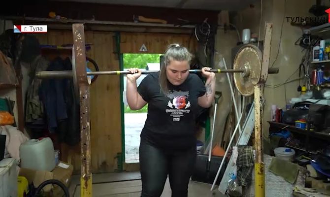 Как тренируются тульские тяжелоатлеты на самоизоляции