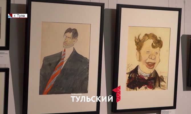Бахрушинский музей привез в Тулу оригинальные плакаты "Кукрыниксов"