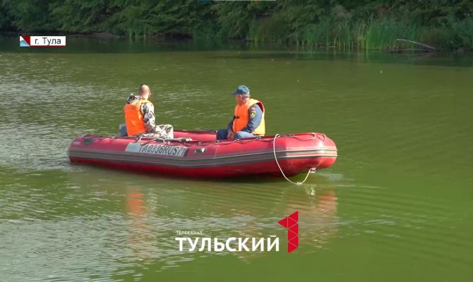 Туляки на Воронке учатся водить гидроцикл и спасать утопающих