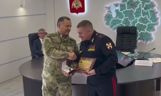 Главу Росгвардии Тульской области Владимира Цибульского проводили на пенсию