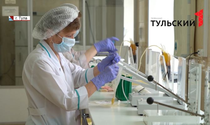 Стали известны сроки испытания вакцины против коронавируса для детей