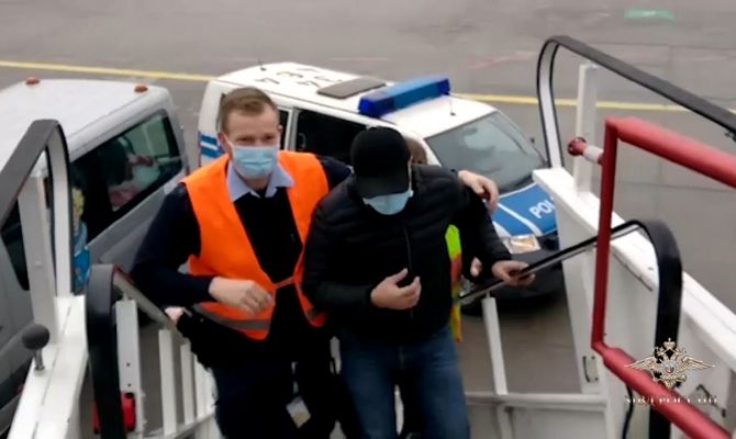 Обвиняемого в поджоге автомобиля туляка поймали спустя 5 лет: злоумышленник скрывался в Германии