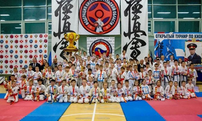 В Новомосковске провели традиционный турнир по киокушин