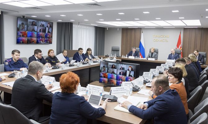 Работники в Тульской области выходят из "серой" зоны