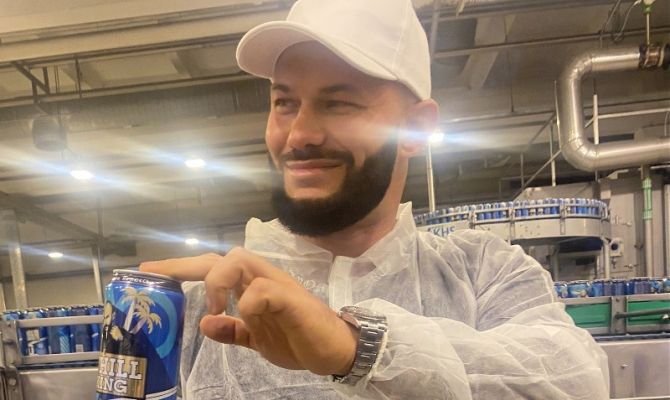 Джиган начал разливать безалкогольное пиво на тульском заводе