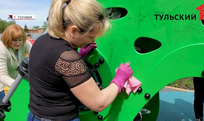 Выходной с граблями в руках: тысячи жителей Тульской области вышли на субботник