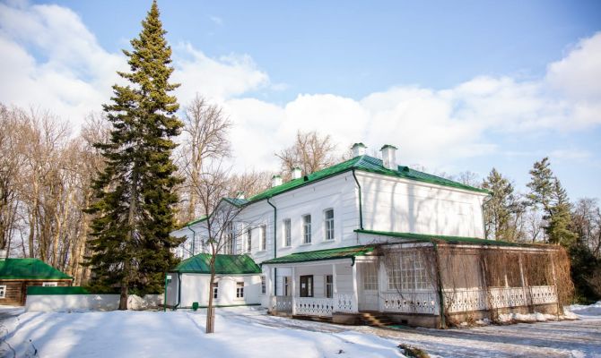 Стартовал прием заявок на участие в литературной премии "Ясная Поляна"