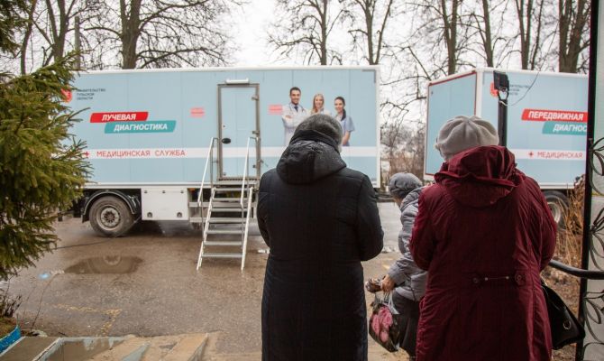 Жители Тульской области могут пройти обследование и сделать прививку от ковида прямо на работе