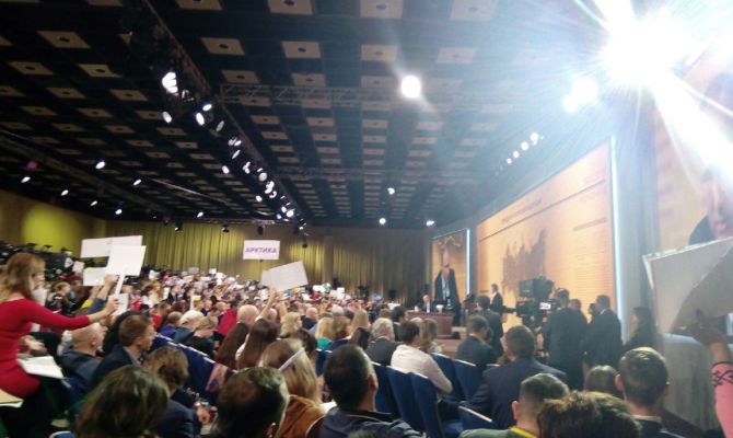 Журналисты предложили Владимиру Путину официально сделать 31 декабря выходным