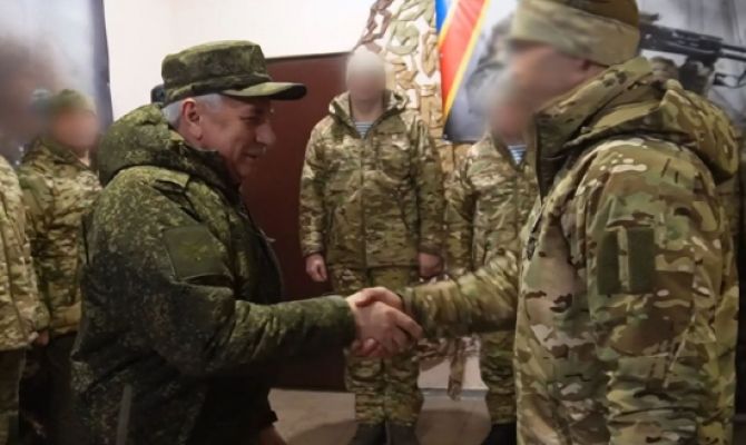 Тульских десантников наградили медалями и орденами в зоне СВО