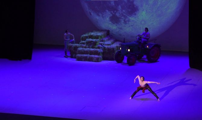 150 лет спустя: на фестивале "Толстой" действие романа "Анна Каренина" перенесли в наше время