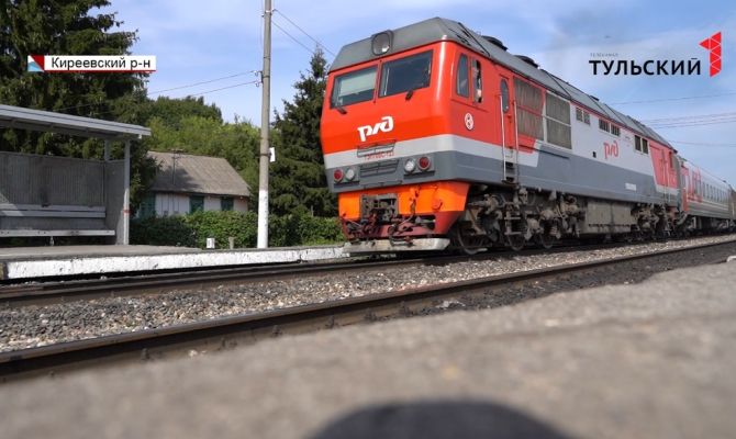 Герои среди нас: тульские фельдшеры скорой помощи спасли жизнь женщине, попавшей под поезд