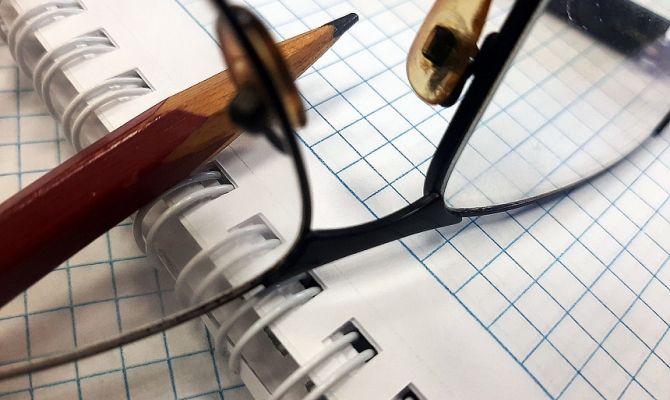 Не выполнен «KPI»: могут ли за это уволить работника в Туле