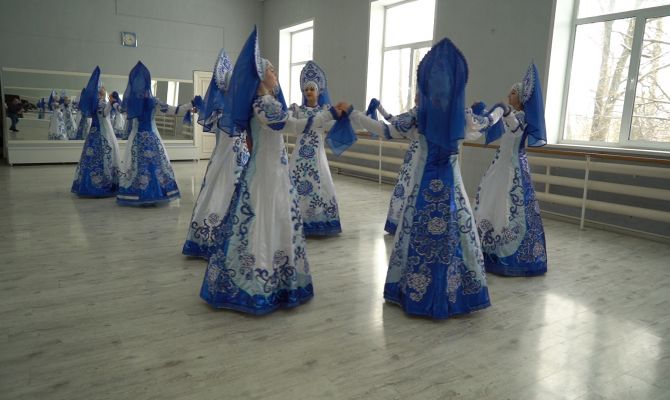 37 лет успеха: как в Донском готовят победителей танцевальных конкурсов из обычных ребят