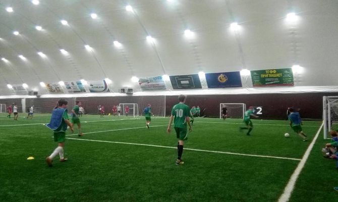 Юные футболисты со всей области борются за необычный приз – футбольное  поле