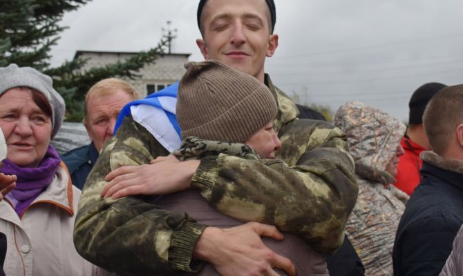 Мобилизованные жители Узловой отправились на боевое слаживание