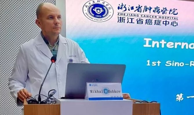 Главный радиолог Тульской области рассказал о работе нового онкоцентра коллегам из Китая