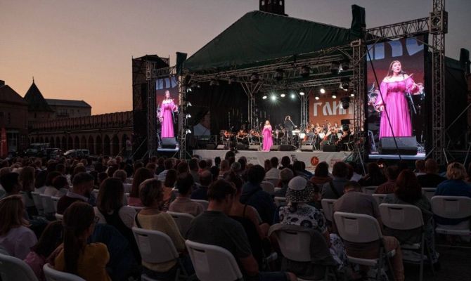 В Тульском кремле прошел большой концерт академической музыки "Глинка Гала"