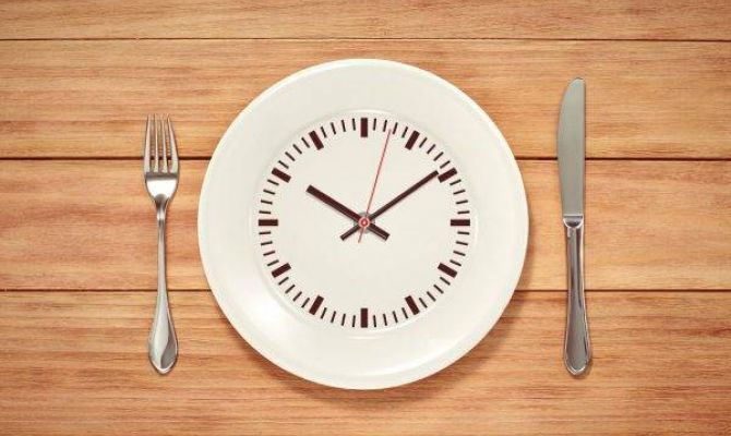 Ученые рассказали о пользе голодания