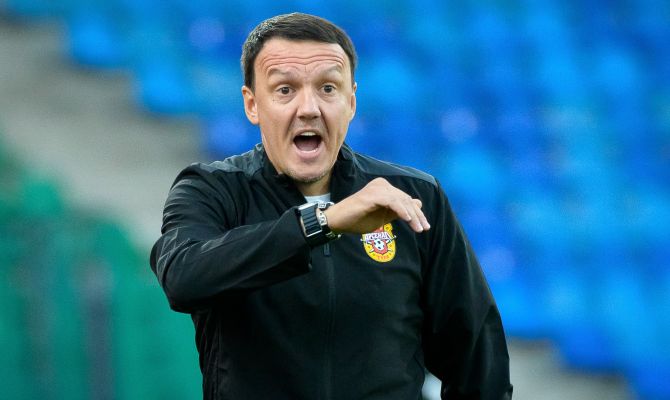 Главного тренера "Арсенала" Александра Сторожука оштрафовали на 10 тысяч рублей