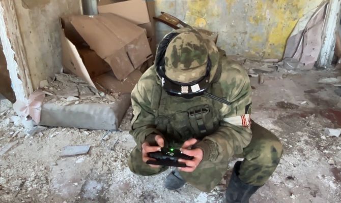 Тульские десантники FPV-дронами уничтожили пехоту ВСУ под Соледаром