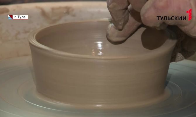 Тулячка разработала систему терапевтических техник гончарного искусства