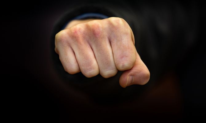 Житель Щекинского района до смерти избил собутыльницу за выпитый алкоголь