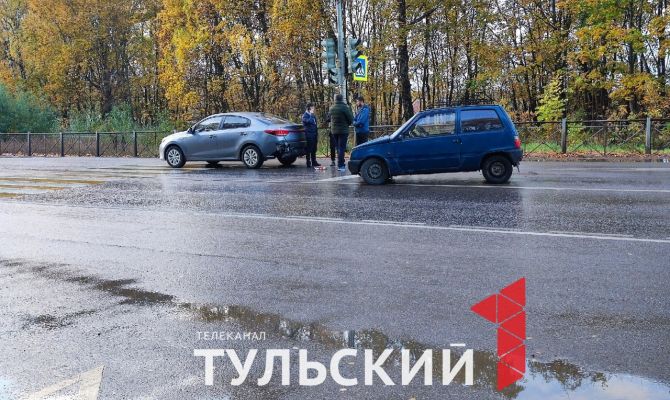 На Новомосковском шоссе затруднено движение из-за ДТП под Тулой