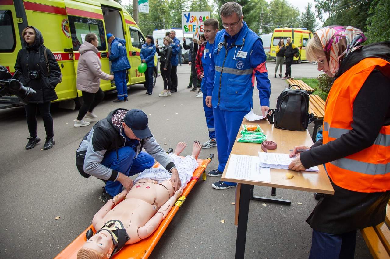 В Тульской области медики скорой помощи привлекли шофера к спасению жизни пациента