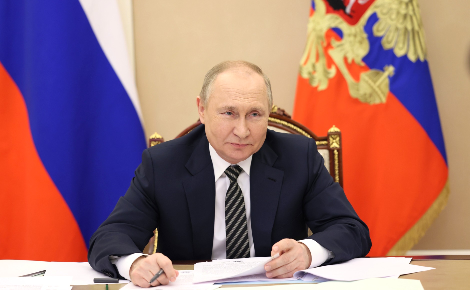 Президент России Владимир Путин отметил заслуги туляка