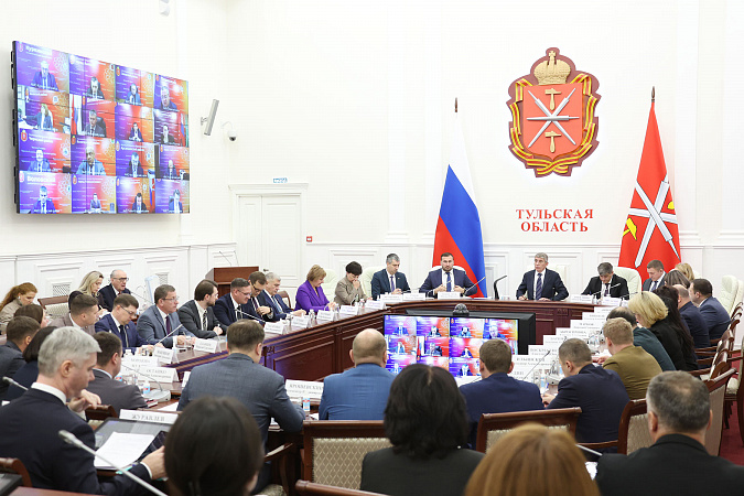 Дмитрий Миляев поручил ускорить ремонт дорог в 2026 году