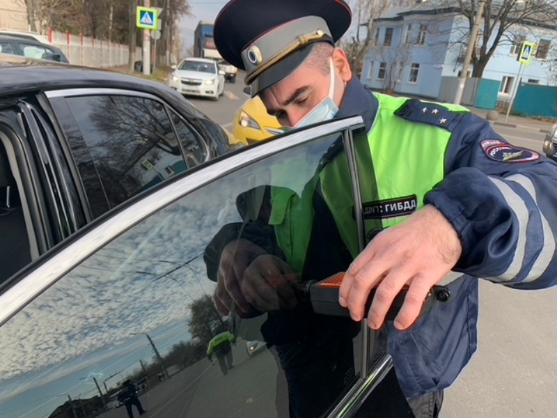 Операцию «Тонировка»: в Тульской области водителя арестовали на 3 суток за темные стекла автомобиля