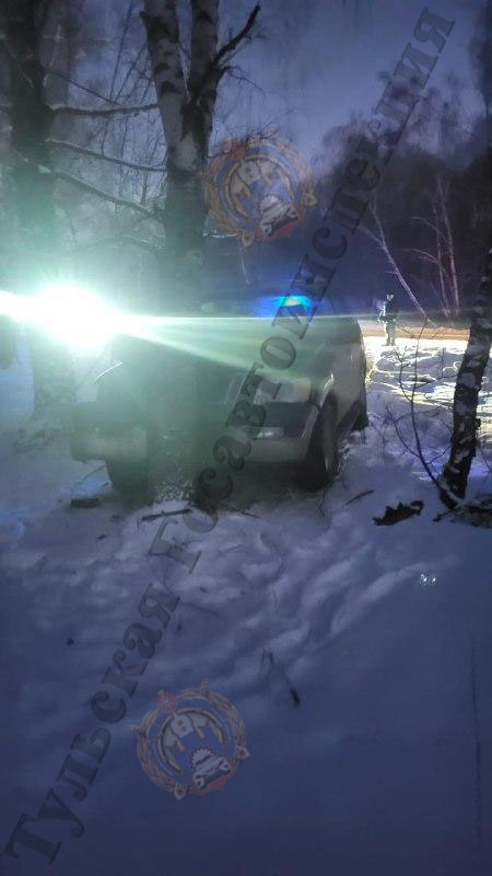 В Большой Туле из-за улетевшего в кювет Ford Еxplorer три человека ...