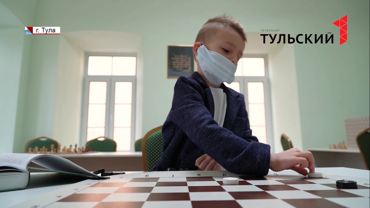 Пятилетний шашечный гений из Тулы прославился на всю страну