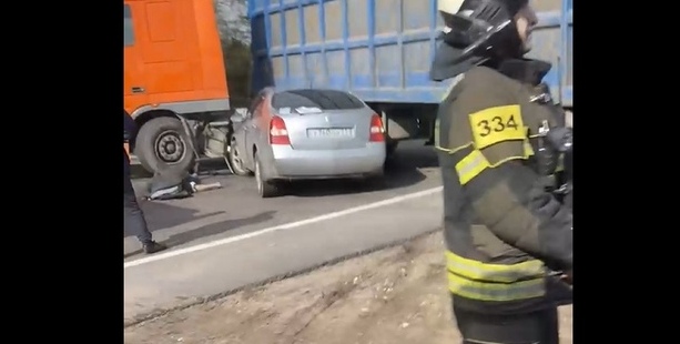 В аварии под Тулой погиб водитель легковушки: возбуждено уголовное дело