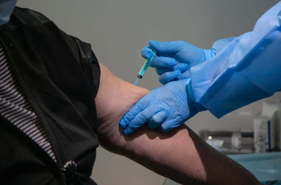 Большинство туляков уже сделали прививку от гриппа